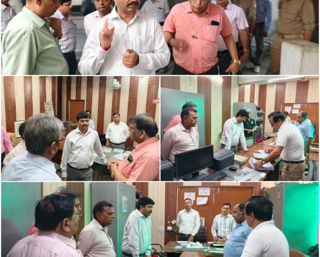 Etah News : स्वास्थ्य विभाग की व्यवस्थाओं पर जिलाधिकारी की सख्त नजर, सीएमओ कार्यालय का किया औचक निरीक्षण 