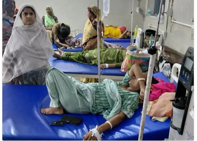 Farrukhabad News : लोहिया अस्पताल में CMS का औचक निरीक्षण, बंद मिला हेल्थ एटीएम