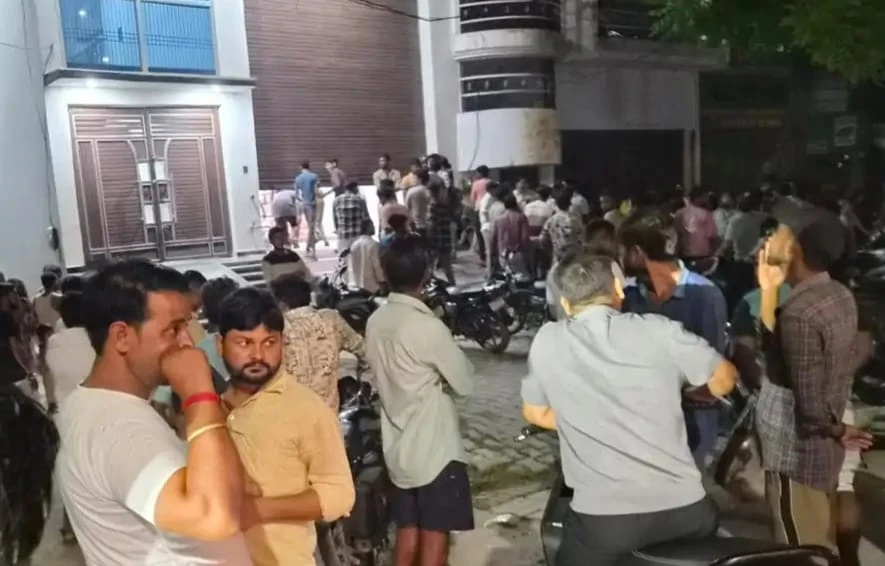 चोरी से रोकने पर ममेरे देवर ने भाभी का रेता गला, फिर खुद फांसी लगाकर दी जान