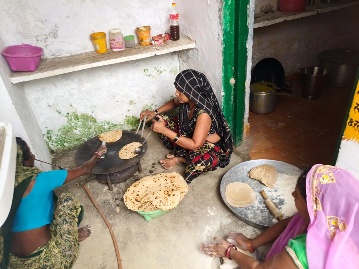 बार-बार चेतावनी के बाद भी नहीं बदली तस्वीर, विद्यालयों में घोर लापरवाही