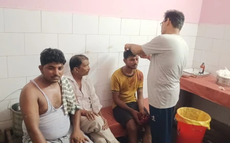 मोबाइल ग्राहक को लेकर खूनी बवाल! दो दुकानदार भिड़े, व्यापार मंडल जिला अध्यक्ष समेत चार घायल