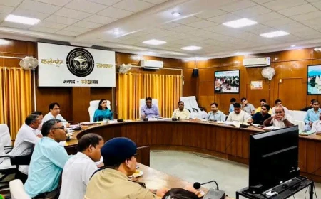 50 लाख से ऊपर के निर्माण कार्यों पर डीएम का हंटर, घटिया काम और देरी पर होगी सीधी कार्रवाई