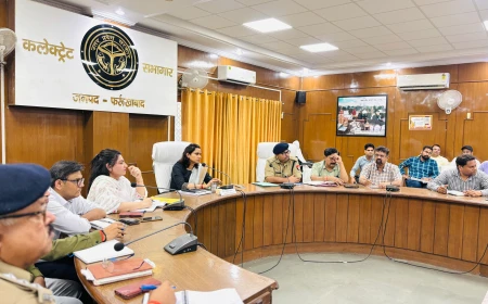10 दिन में पूरी करें फायर, बिजली और भवन सुरक्षा के मानक, वरना होगी कार्रवाई: डीएम