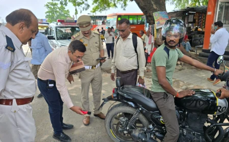 धम-धम' बुलेट और प्रेशर हॉर्न पर चला प्रशासन का डंडा, 3 ट्रक सीज, 4 बुलेटों पर ₹87 हजार का जुर्माना