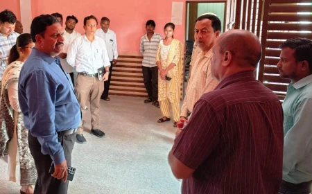 फॉर्मर रजिस्ट्री में लापरवाही पर गाज: खराब प्रगति पर लेखपाल को प्रतिकूल प्रविष्टि, अधिकारियों की निगरानी पर उठे सवाल