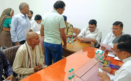 जन-सुनवाई में बोले पर्यटन मंत्री: गरीबों की भूमि पर कब्जा करने वालों पर दर्ज हो एफआईआर