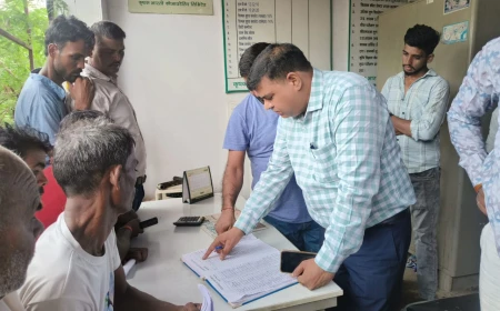 डीएम अरविन्द सिंह के निर्देश पर उर्वरक विक्रय केंद्रों का सघन निरीक्षण, किसानों को निर्धारित मूल्य पर खाद उपलब्ध कराने के निर्देश