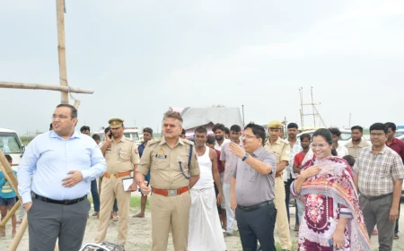 Kasganj news डीएम व एसपी द्वारा की गई कावंड़ यात्रा की तैयारियों की समीक्षा एवं कांवड़ रूट मार्ग घाटों का भ्रमण कर सुरक्षा व्यवस्थाओं का लिया जायजा, 