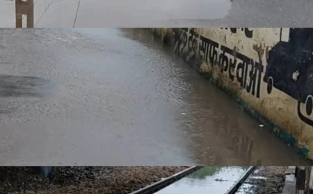 तीन दिन की बारिश से शहर में जलभराव, सड़कें बनीं तालाब