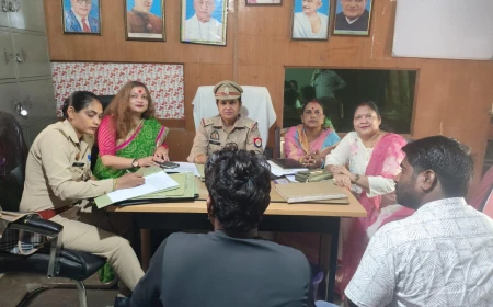 Kasganj news काउंसिलिंग और सार्थक प्रयास से एक परिवार मतभेद भुलाकर आपसी सहमति से एक साथ रहने को हुआ राजी ।