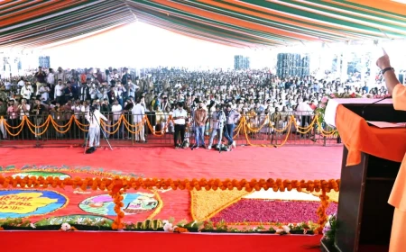 विकास और सुशासन से बदली मैनपुरी की पहचान: मुख्यमंत्री योगी आदित्यनाथ ने दी ₹682.93 करोड़ की सौगात