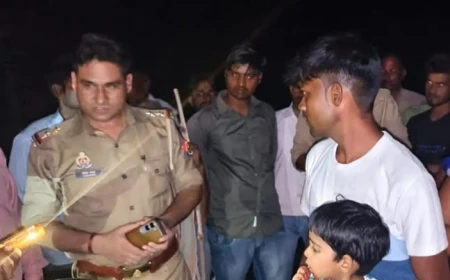 तमंचे के बल पर दंपती से जेवर-नकदी लूटी, मासूम को बनाया बंधक