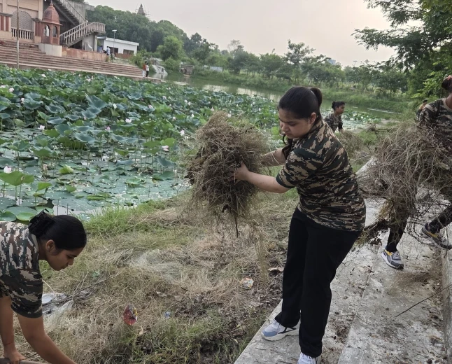 अगर हर हाथ उठे सफाई के लिए, तो हर गांव बने स्वच्छता की मिसाल