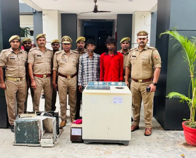 पुलिस ने दो शातिर चोर दबोचे, चोरी का माल बरामद… पूछताछ में खुलेंगे कई और राज! 