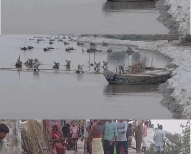गंगा की कटान से मड़ैया गांव में बढ़ा खतरा, दो मकान नदी में समाए