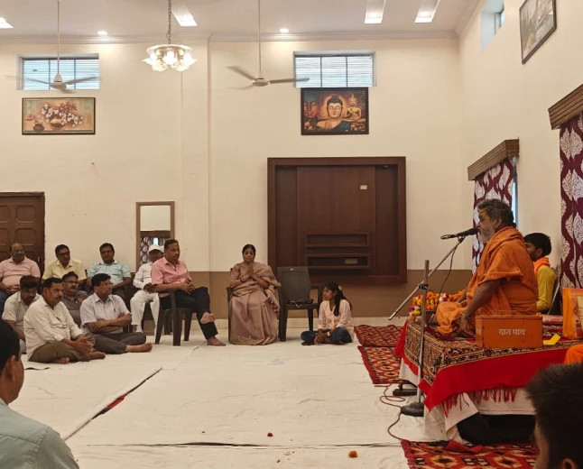 सत्संग और नाम जप ही भवसागर से पार होने का सरल मार्ग: जगदाचार्य श्रीस्वामी उपेंद्रानंद महाराज