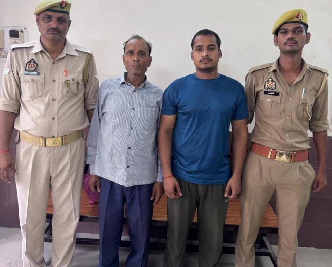 जानलेवा हमले के दो वांछित आरोपी अवैध तमंचे सहित गिरफ्तार