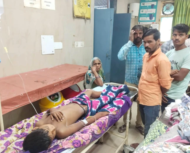 33 हजार वोल्ट लाइन की चपेट में आया बच्चा गम्भीर,  हायर सेंटर रेफर