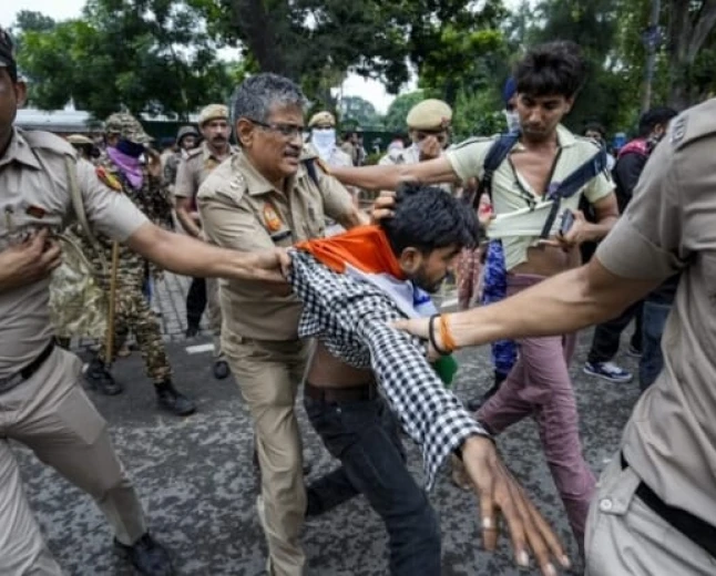 क्या अहिंसा और सत्याग्रह वाले आंदोलन मोदी सरकार के सामने टिक सकते हैं?