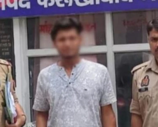 सड़क हादसे में जिले के 3 लोगों की मौत:बस में दिल्ली जाते हुई घटना