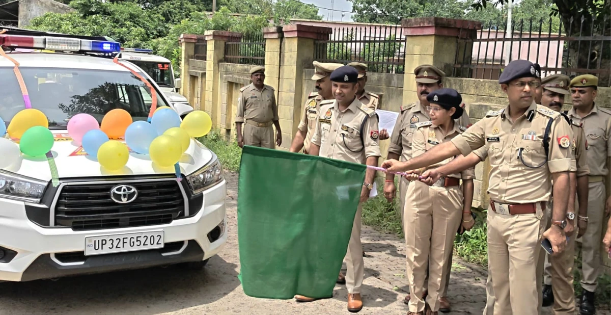 सुरक्षित सड़कों की ओर बड़ा कदम: मैनपुरी पुलिस अधीक्षक ने आधुनिक इंटरसेप्टर वाहन को दिखाई हरी झंडी