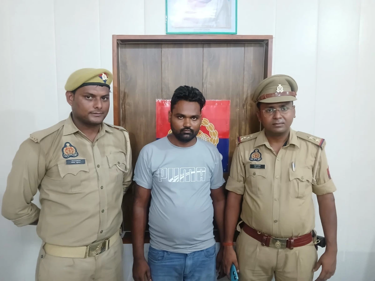 शिकोहाबाद पुलिस ने शादी का झांसा देकर शोषण करने के आरोप में वांछित अभियुक्त को किया गिरफ्तार