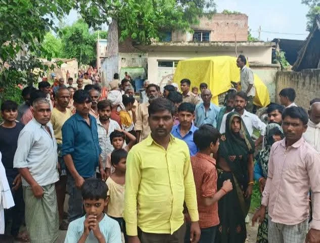 फर्रुखाबाद: बिजली बोर्ड में प्लग लगाते समय दिव्यांग युवक की करंट से मौत