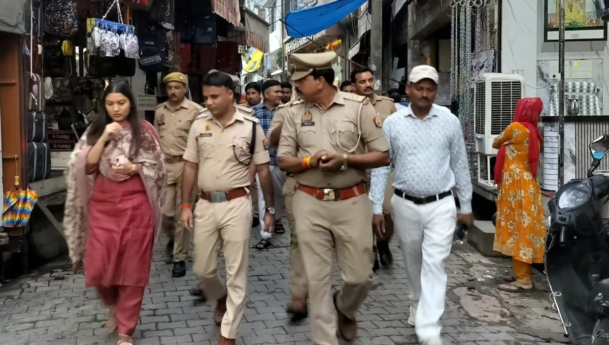 त्योहारों को लेकर पीस कमेटी की बैठक, बारावफात जुलूस मार्ग का किया निरीक्षण