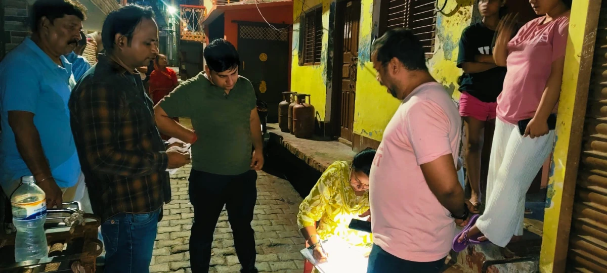 फतेहगढ़ में अवैध गैस रिफिलिंग का भंडाफोड़, 9 घरेलू सिलेंडर व रिफिलिंग उपकरण बरामद