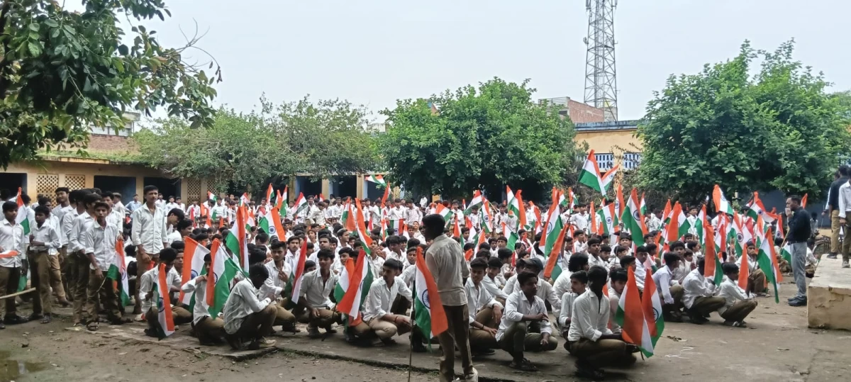 तिरंगे के रंग में रंगा शमशाबाद, गूंजे ‘भारत माता की जय’ के जयकारे