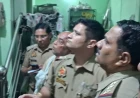 कायमगंज में दिनदहाड़े 8.55 लाख की लूट, मुनीम पर तमंचे की बट से हमला