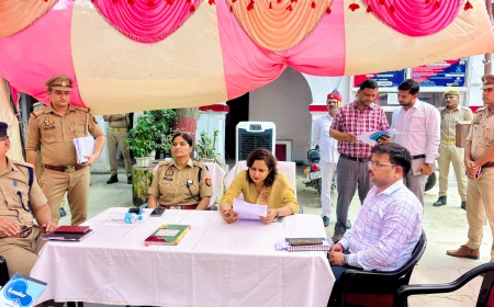फर्रुखाबाद: थाना समाधान दिवस में डीएम-एसपी की सख्ती, शिकायतों पर त्वरित कार्रवाई