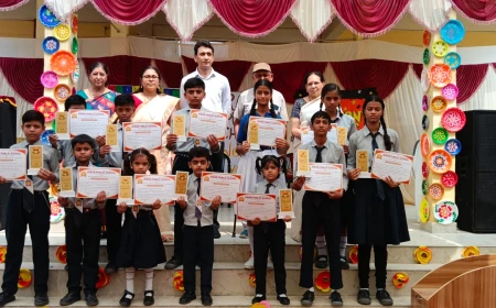 किरण पब्लिक स्कूल कायमगंज: वार्षिक पुरस्कार और शपथ ग्रहण समारोह संपन्न