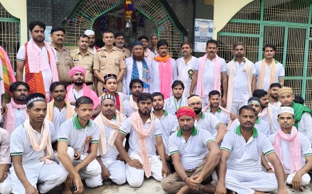 शिकोहाबाद में अकीदत के साथ निकला जुलूस-ए-मोहम्मदी  