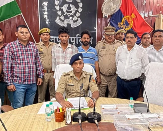 मैनपुरी में ट्रांसफार्मर चोर गिरोह का पर्दाफाश, दो आरोपी गिरफ्तार और भारी मात्रा में सामान जब्त