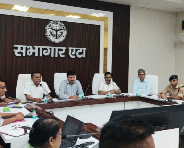 हर घर तिरंगा अभियान को सफल बनाने के निर्देश, 15 अगस्त तक जनपद में लहराए जाएंगे चार लाख तिरंगे