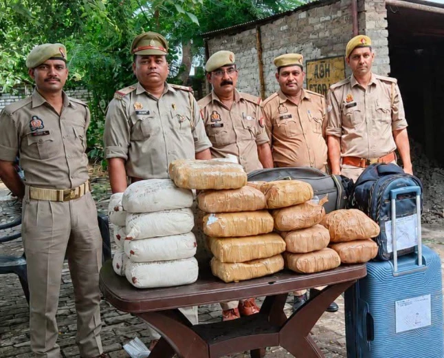फतेहगढ़ पुलिस का ऑपरेशन दहन: 64 किलो से अधिक गांजा नष्ट