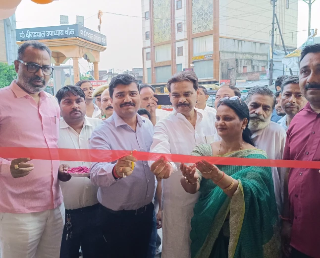 कांवड़ यात्रियों की सेवा के लिए सुविधा केंद्र शुरू, डीएम बोले- जनसहभागिता से यात्रा होगी सुरक्षित