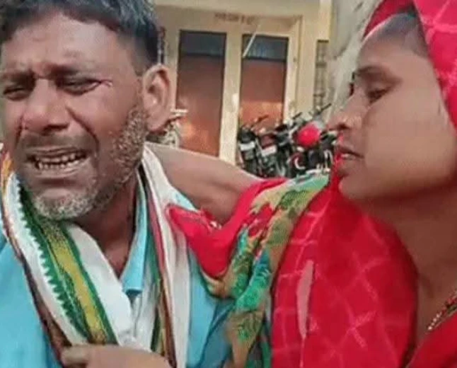 फर्रुखाबाद: पत्नी से विवाद के बाद गंगा में कूदा युवक, वीडियो भी बनवाया