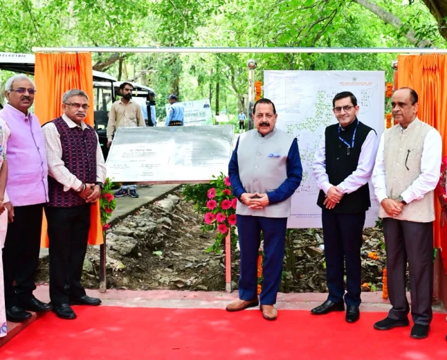 डॉ. जितेंद्र सिंह ने सीएसआईआर-एनबीआरआई का प्रकृति ज्ञान धाम राष्ट्र को समर्पित किया