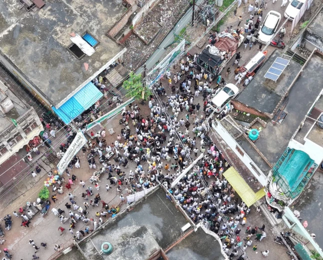बारावफात जुलूस को लेकर एटा पुलिस ने ड्रोन से परखी सुरक्षा व्यवस्था