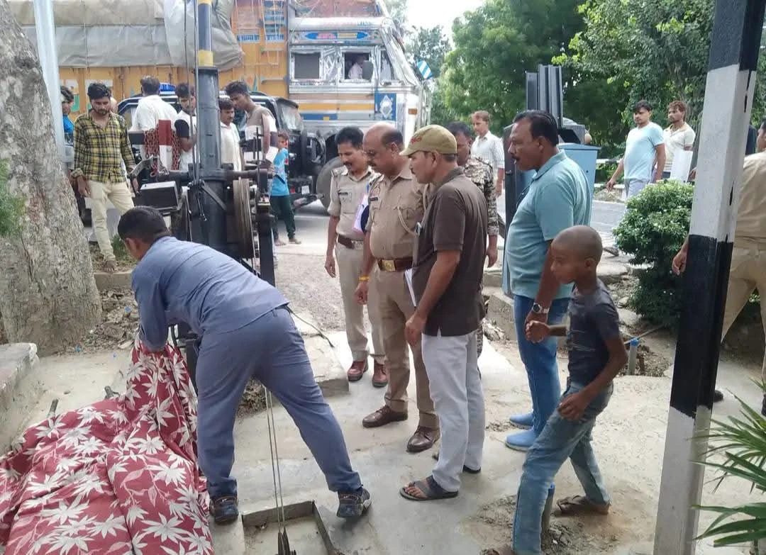 फर्रुखाबाद: ट्रेन की चपेट में आने से कारपेंटर की मौत, हफ्ते भर में तीसरा हादसा