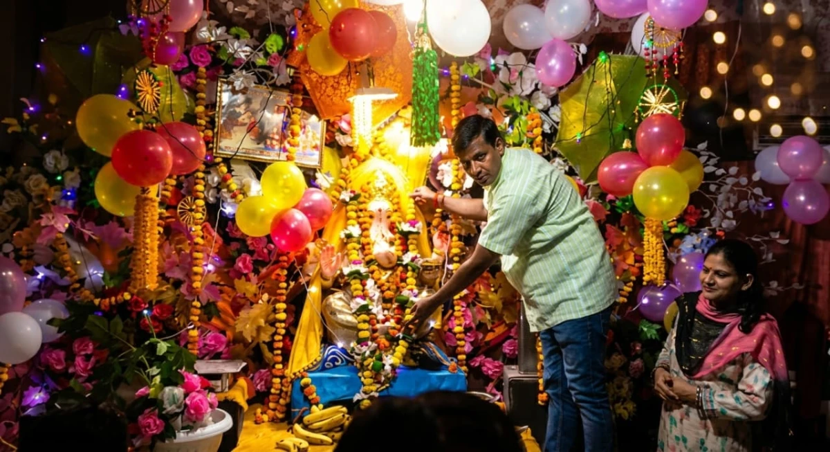 फर्रुखाबाद गणेश महोत्सव: पृथ्वी दरवाजा में छप्पन भोग और महाआरती