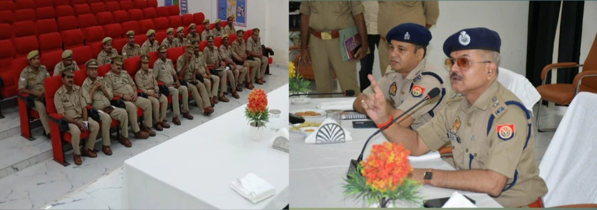 Kasganj news कासगंज पुलिस द्वारा एन्टी रोमियों टीमों के साथ की गयी समीक्षा गोष्ठी  