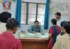 फर्रुखाबाद: सीएमओ की छापेमारी, ड्यूटी से गायब मिले स्वास्थ्यकर्मी
