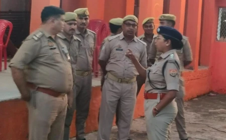 एटा: देव छठ मेला सुरक्षा व्यवस्था का सीओ नगर ने किया निरीक्षण