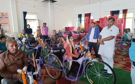 एटा में सेवा संकल्प अभियान: दिव्यांगजनों को मिले आधुनिक सहायक उपकरण