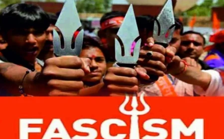 परदेश में मानव गरिमा का जाप, देश में मनु का उत्पात!