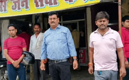 जनसेवा केंद्र पर आयुर्वेदिक तेल की बिक्री: विभाग ने लिया संज्ञान