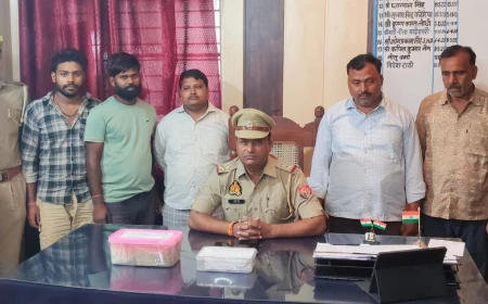 एटा: जुआ खेलते पांच गिरफ्तार, 1.40 लाख रुपये बरामद